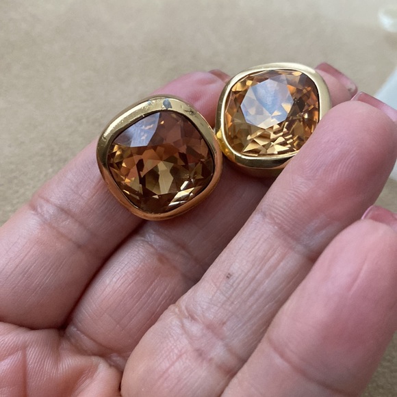 vintage Christian Dior gold crystal clip earrings - Picture 9 of 12